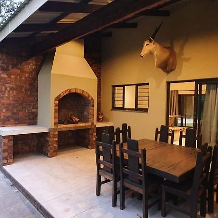 Honeybird Self Catering Accommodation Хлухлуве Экстерьер фото